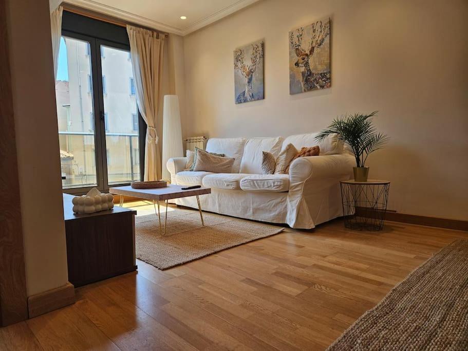 647a Tranquilo Y Moderno Apto Apartamento